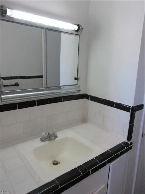 Picture 46
