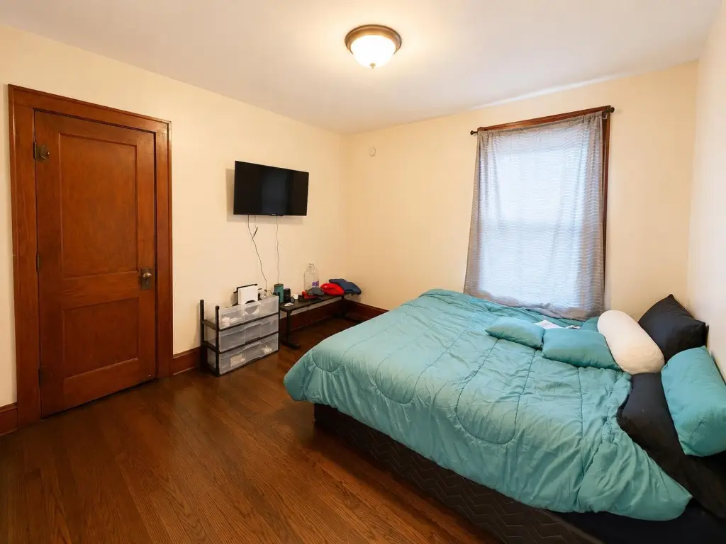 Picture 9