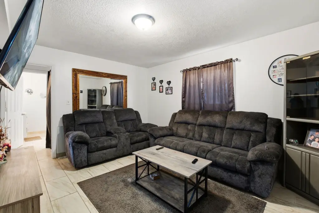 Picture 7