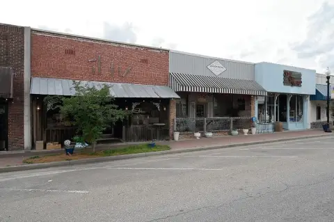 Turnkey Downtown Restaurant Property