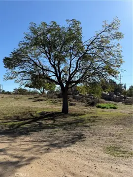 Perris Land with Water Meter