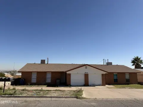Single-Story Duplex with Garages