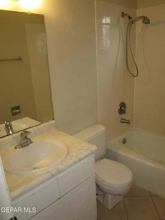 Picture 38