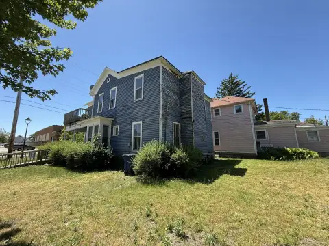 Picture of Quadplexes at 322 E 8th Street, Michigan City, IN