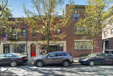 Picture of Office Units at 2116 LOCUST Street, Philadelphia, PA