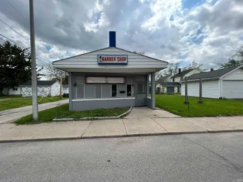 Picture of Retail space at 714 Oxford Street, Fort Wayne, IN