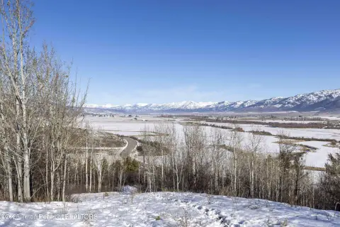 8.8 Acres in Star Valley