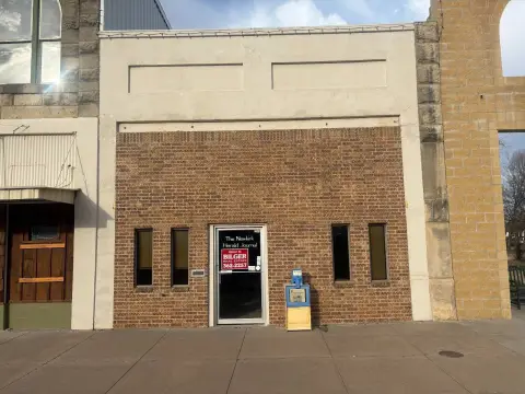 Commercial Building in Newkirk, OK