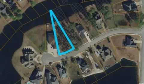 Lakefront Homesite in Golf Community