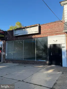 BROOKHAVEN, PA Commercial Space