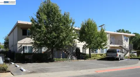 Eight-Unit Apartment Building