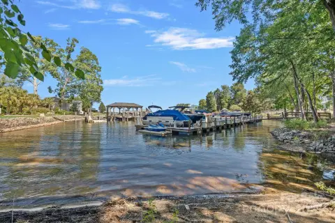 Waterfront Homesite in The Peninsula