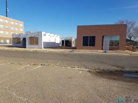 Corner-Lot Office Building