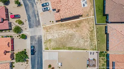 Residential Lot in Tuscan Village