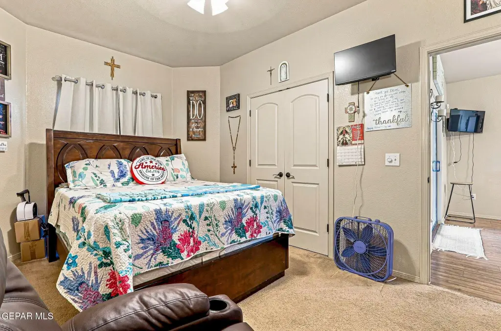 Picture 12