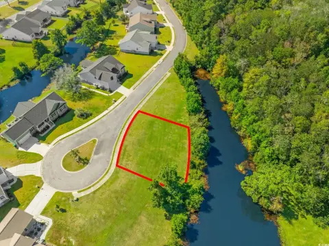 Residential Lot in Harbor Club