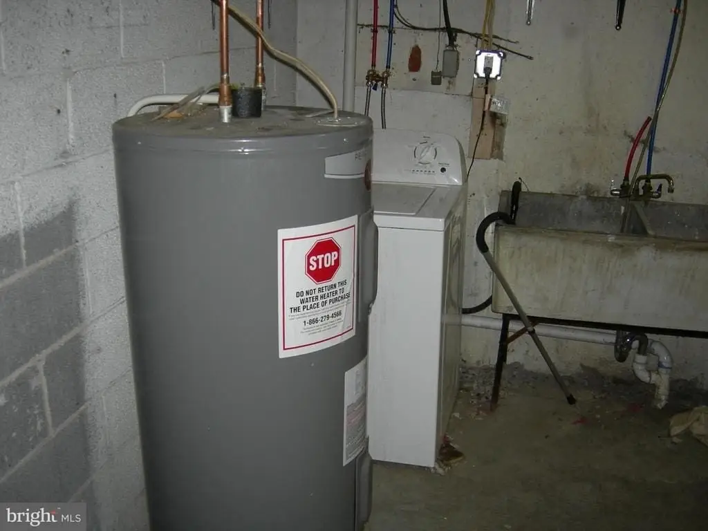 Picture 10