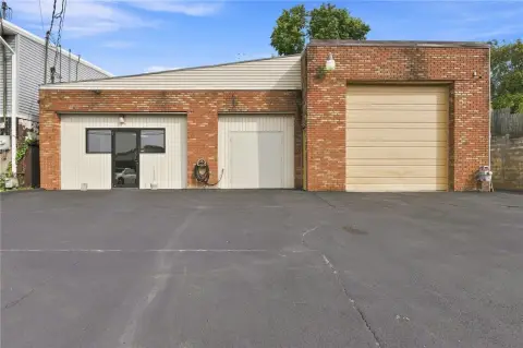 Flex Space with Oversized Garage