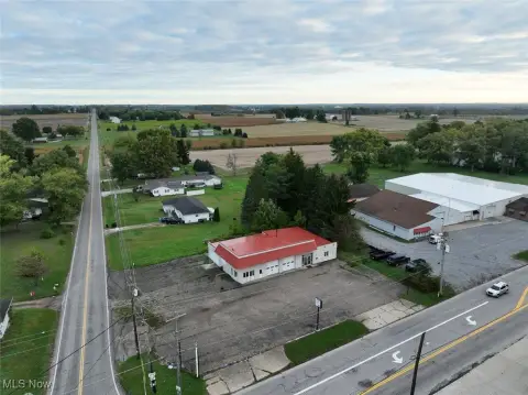 Versatile Commercial Building on Corner Lot