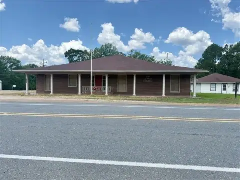 Restored Commercial Building with Residence