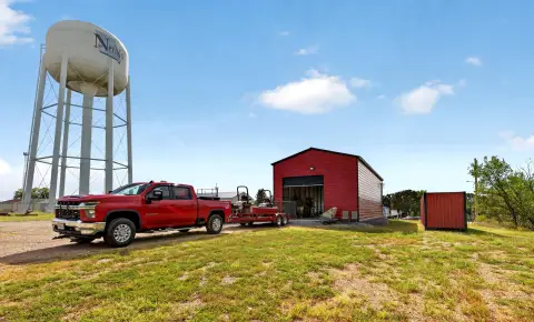 Warehouse Property with Pole Barn