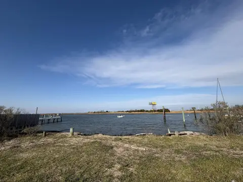 Waterfront Parcel in Venice Park