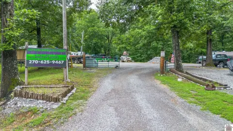 Turnkey Campground Near Lake Barkley