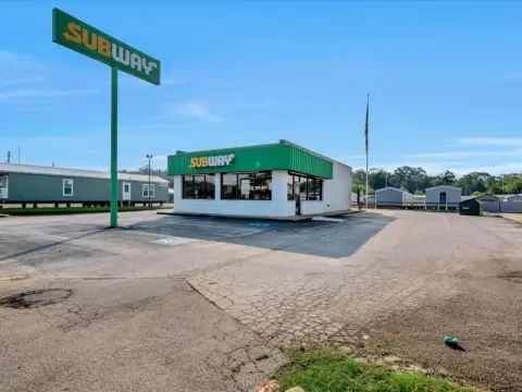 Restaurant Investment Opportunity on Highway