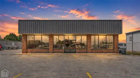 Freestanding Retail Building