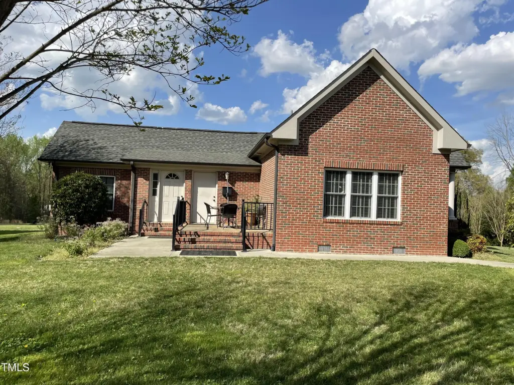 Picture 19