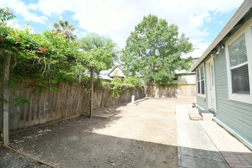 Picture 33