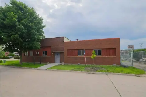 Minneapolis Flex & Office-Warehouse Building
