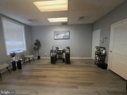Office Suite at Kirkwood Plaza