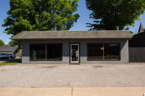 Commercial Retail Building in Paducah