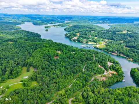 Unrestricted Lot Near Norris Lake