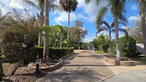 Oversized RV Lot in River Ranch