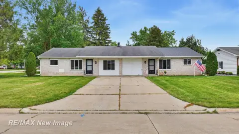 Remodeled Duplex with Garages