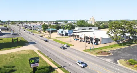 Single-Tenant Flex Building