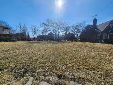 Residential Land in Highland Park