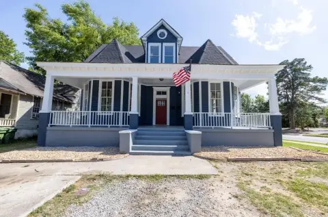 Midtown Columbus Triplex Opportunity