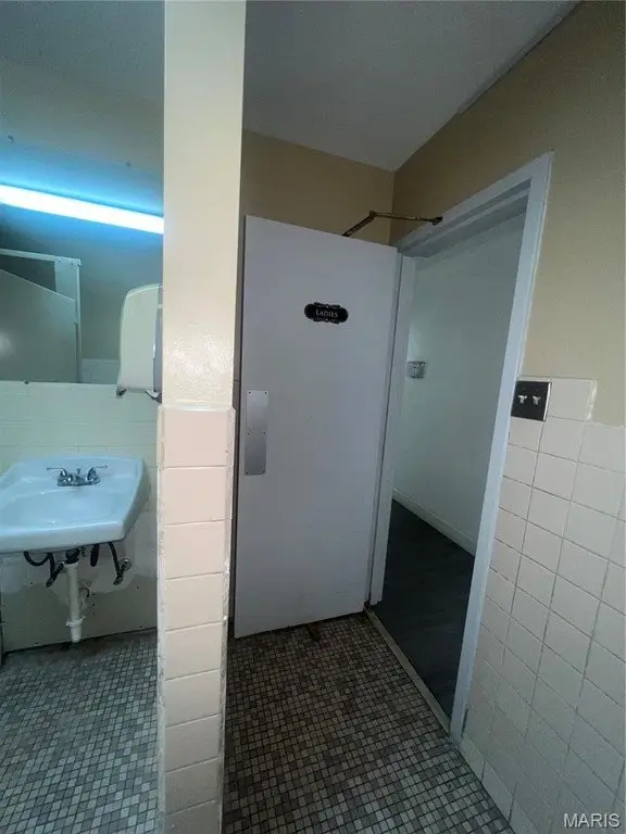 Picture 19
