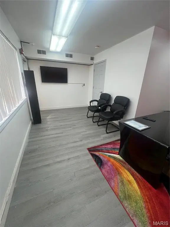 Picture 7