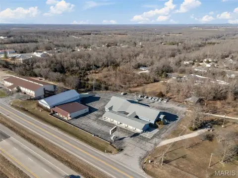 Mixed-Use Compound with Highway Frontage