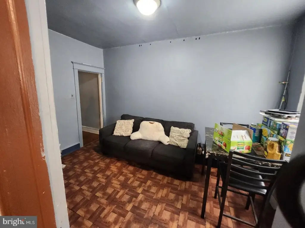 Picture 30