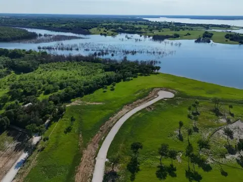 Bois d'Arc Lake Land