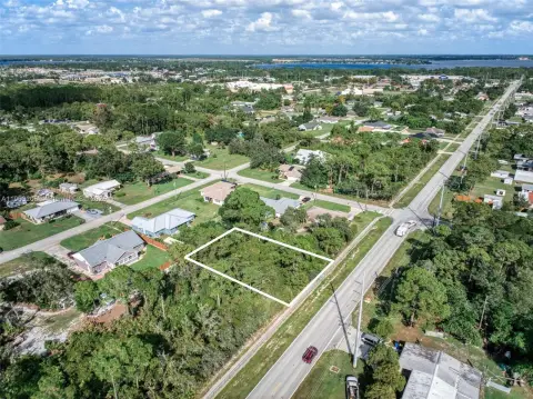Residential Land in Sebring, FL