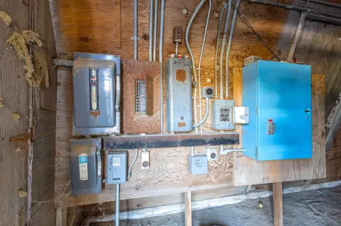 Industrial Space in Madras Park