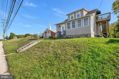 Two-Unit Duplex with Mixed Zoning
