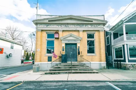 Iconic Building in Cornwall, NY