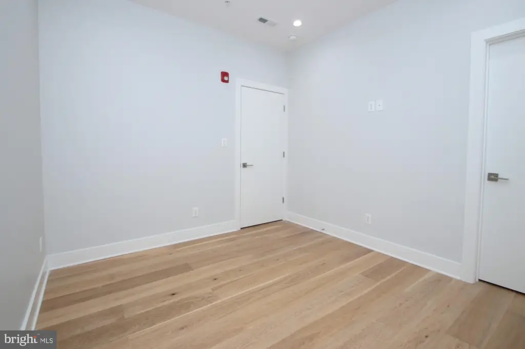 Picture 30